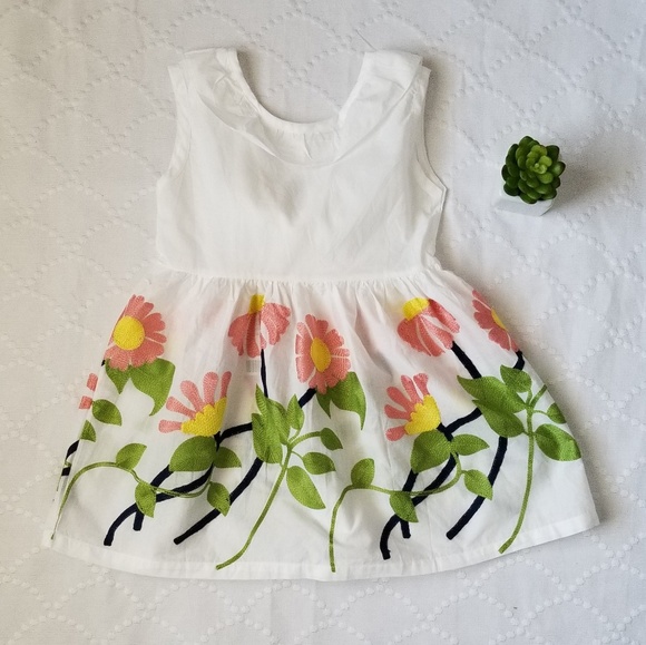 Hurave girls Embroidered blouse NWT - Picture 1 of 2